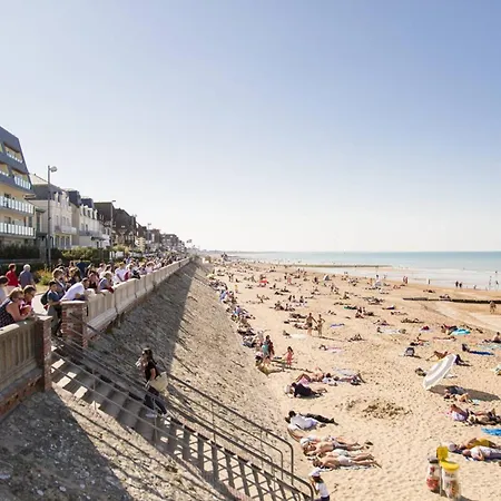 Appartement à Avec Balcon Et Cuisine équipée - Fr-1-788-57 *