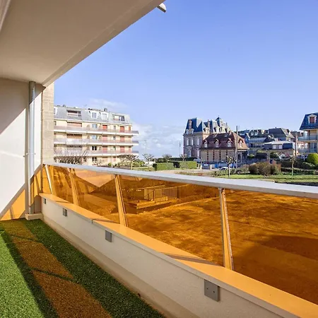 A Avec Balcon Et Cuisine Equipee - Fr-1-788-57 Apartment